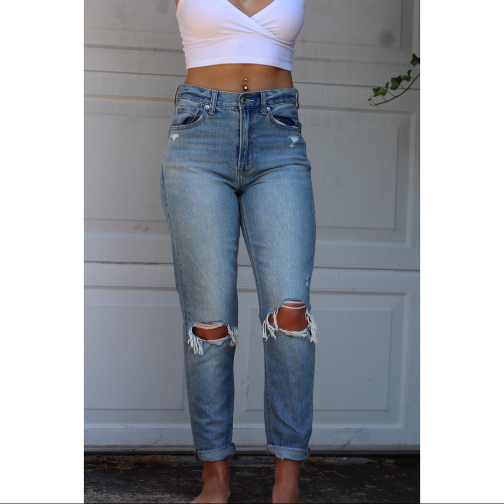American Eagle mom jeans